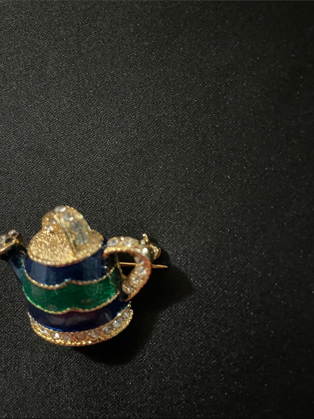Source Unknown Blue and Green Striped Watering Can Brooch with Rhinestones - Picture 3 of 8